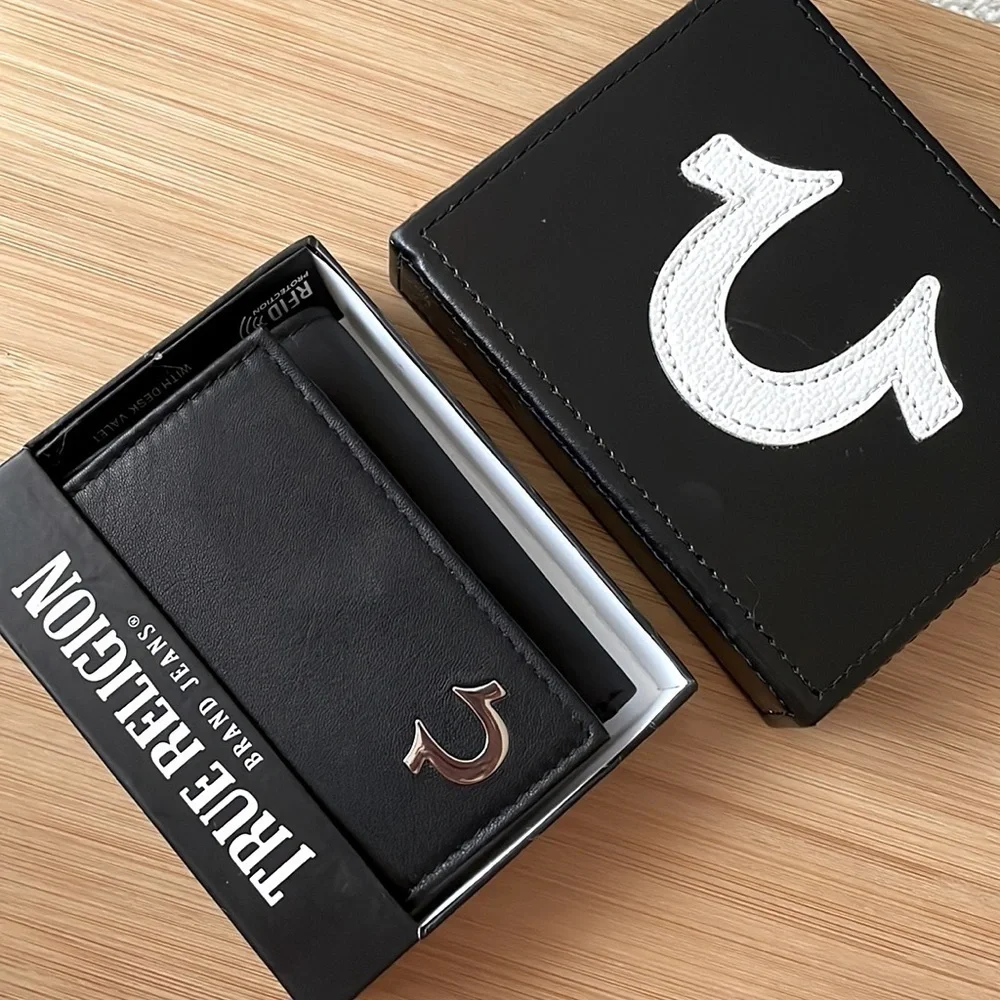 Brand New True Religion Genuine Leather Black Men’s Kincaid Wallet w/ Desk Valet